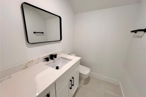 Casa en alquiler en Orlando, Florida, 4 dormitorios, 174.84 m2 № 1902729 - foto 26