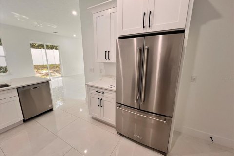 Casa en alquiler en Orlando, Florida, 4 dormitorios, 174.84 m2 № 1902729 - foto 11