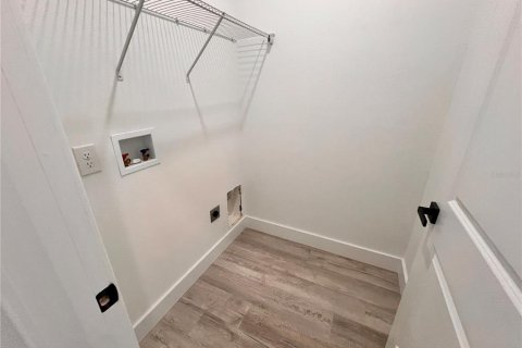 Casa en alquiler en Orlando, Florida, 4 dormitorios, 174.84 m2 № 1902729 - foto 20