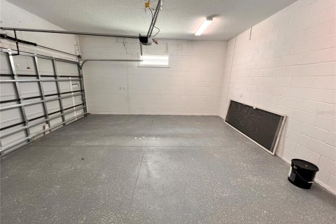 Casa en alquiler en Orlando, Florida, 4 dormitorios, 174.84 m2 № 1902729 - foto 28