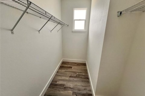 Casa en alquiler en Orlando, Florida, 4 dormitorios, 174.84 m2 № 1902729 - foto 18