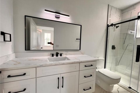 Casa en alquiler en Orlando, Florida, 4 dormitorios, 174.84 m2 № 1902729 - foto 14