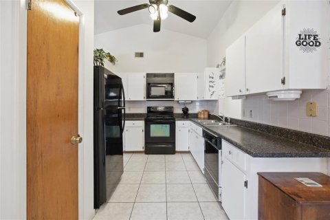 Villa ou maison à vendre à Ocala, Floride: 3 chambres, 234.95 m2 № 2132029 - photo 9