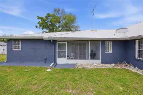 Villa ou maison à vendre à Ocala, Floride: 3 chambres, 234.95 m2 № 2132029 - photo 27