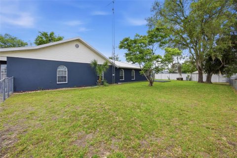 Villa ou maison à vendre à Ocala, Floride: 3 chambres, 234.95 m2 № 2132029 - photo 23