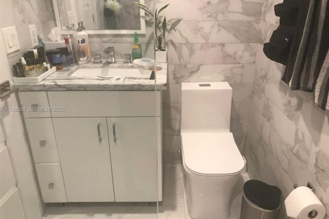 Appartement à louer à Miami, Floride: 1 chambre, 63.17 m2 № 1990880 - photo 6