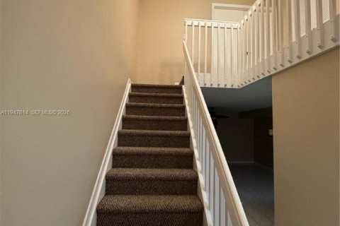 Снять в аренду таунхаус в Пемброк-Пайнс, Флорида 2 спальни, 113.9м2, № 2003791 - фото 8