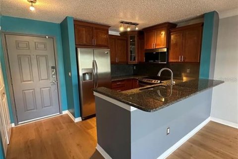 Copropriété à louer à Clearwater, Floride: 2 chambres, 82.4 m2 № 2099358 - photo 6