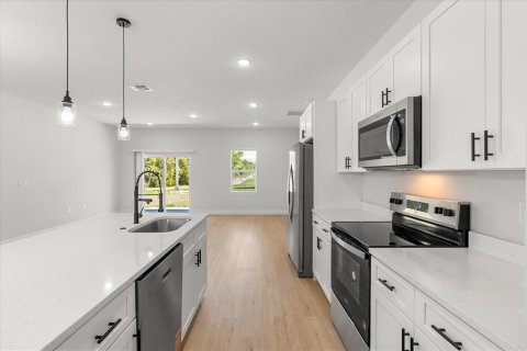 Casa en alquiler en Ocala, Florida, 4 dormitorios, 170.29 m2 № 1919252 - foto 9