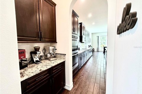 Casa en venta en Wesley Chapel, Florida, 5 dormitorios, 378.02 m2 № 2152362 - foto 16