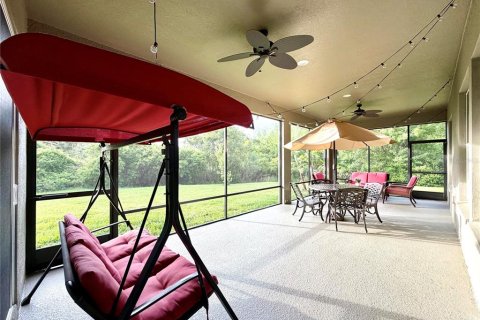 Casa en venta en Wesley Chapel, Florida, 5 dormitorios, 378.02 m2 № 2152362 - foto 20