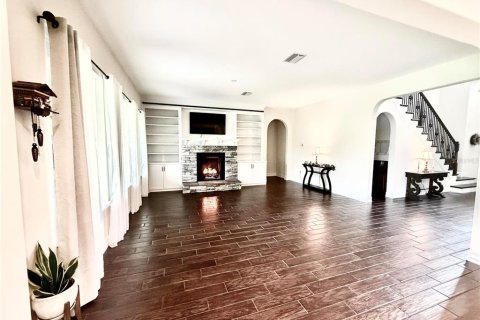 Casa en venta en Wesley Chapel, Florida, 5 dormitorios, 378.02 m2 № 2152362 - foto 11