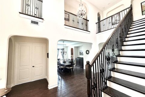 Casa en venta en Wesley Chapel, Florida, 5 dormitorios, 378.02 m2 № 2152362 - foto 2