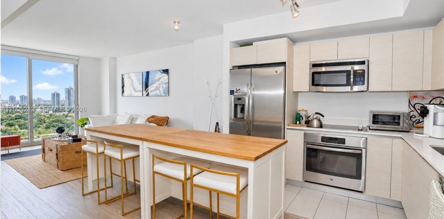 Condo in Miami, Florida, 1 bedroom  № 2383245