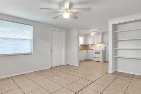 Appartement à louer à Saint Petersburg, Floride: 2 chambres, 128.58 m2 № 2135621 - photo 6