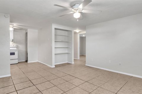 Appartement à louer à Saint Petersburg, Floride: 2 chambres, 128.58 m2 № 2135621 - photo 5