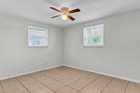 Appartement à louer à Saint Petersburg, Floride: 2 chambres, 128.58 m2 № 2135621 - photo 9