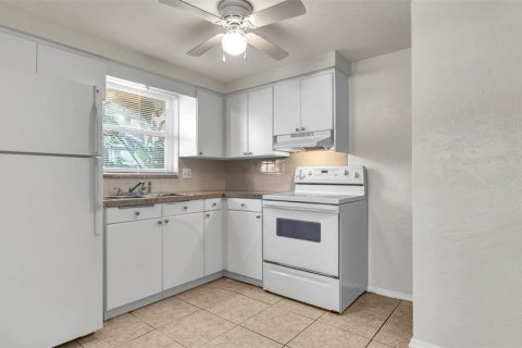 Appartement à louer à Saint Petersburg, Floride: 2 chambres, 128.58 m2 № 2135621 - photo 7