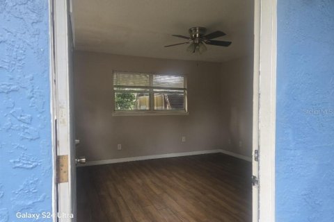 House in Dover, Florida 2 bedrooms, 78.97 sq.m. № 2393804 - photo 5