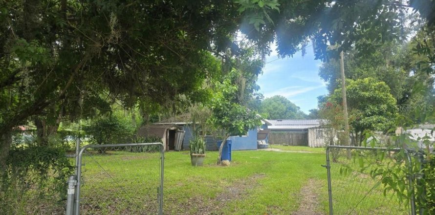 House in Dover, Florida 2 bedrooms, 78.97 sq.m. № 2393804