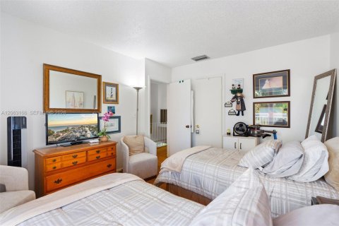 Townhouse in Key Largo, Florida 2 bedrooms, 91.97 sq.m. № 2265493 - photo 25