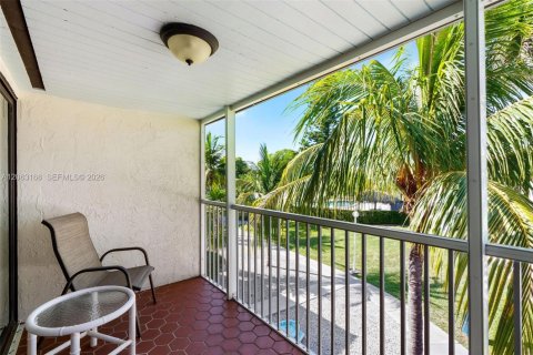 Townhouse in Key Largo, Florida 2 bedrooms, 91.97 sq.m. № 2265493 - photo 21