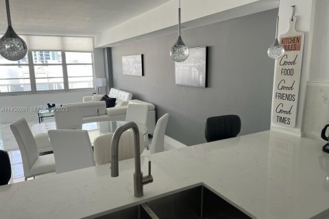 Copropriété à vendre à Hollywood, Floride: 1 chambre, 83.24 m2 № 2249167 - photo 7