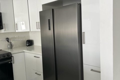 Copropriété à vendre à Hollywood, Floride: 1 chambre, 83.24 m2 № 2249167 - photo 4