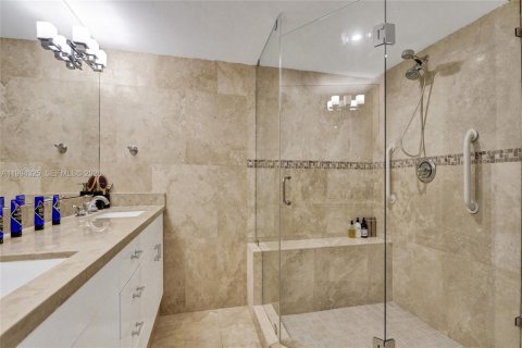 Condominio en venta en Miami, Florida, 2 dormitorios, 142.6 m2 № 2055970 - foto 21