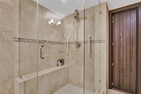 Condominio en venta en Miami, Florida, 2 dormitorios, 142.6 m2 № 2055970 - foto 22