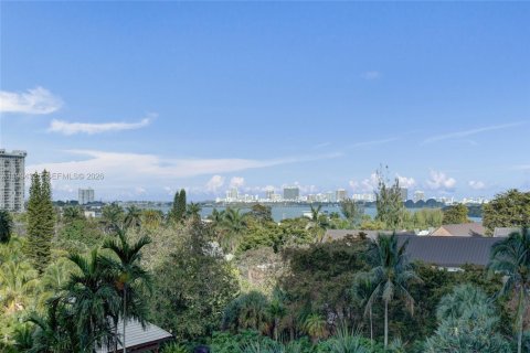 Condominio en venta en Miami, Florida, 2 dormitorios, 142.6 m2 № 2055970 - foto 25