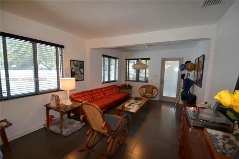 Villa ou maison à vendre à Miami, Floride: 3 chambres, 148.55 m2 № 2000810 - photo 5