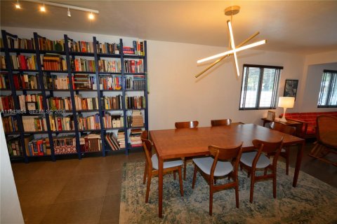 Villa ou maison à vendre à Miami, Floride: 3 chambres, 148.55 m2 № 2000810 - photo 6