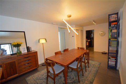 Villa ou maison à vendre à Miami, Floride: 3 chambres, 148.55 m2 № 2000810 - photo 7