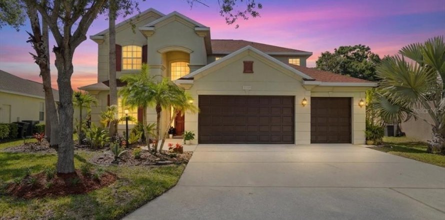 Villa ou maison à Parrish, Floride 4 chambres, 270.25 m2 № 2427424
