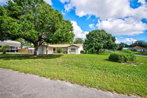 Casa en venta en Spring Hill, Florida, 3 dormitorios, 112.32 m2 № 2387541 - foto 5