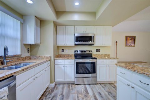 Casa en venta en Spring Hill, Florida, 3 dormitorios, 112.32 m2 № 2387541 - foto 20