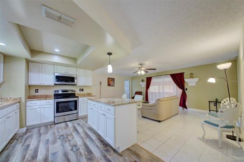Casa en venta en Spring Hill, Florida, 3 dormitorios, 112.32 m2 № 2387541 - foto 18