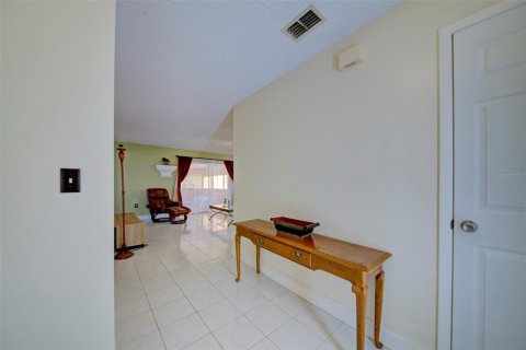 Casa en venta en Spring Hill, Florida, 3 dormitorios, 112.32 m2 № 2387541 - foto 11