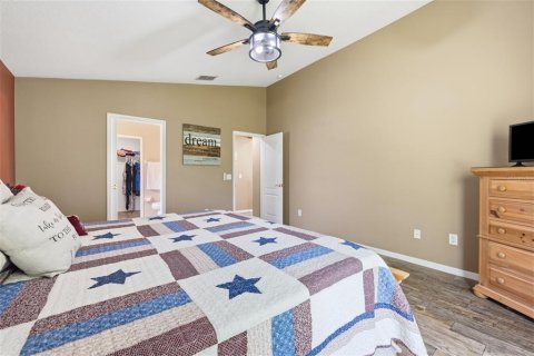 House in Land O' Lakes, Florida 2 bedrooms, 124.58 sq.m. № 2210071 - photo 13