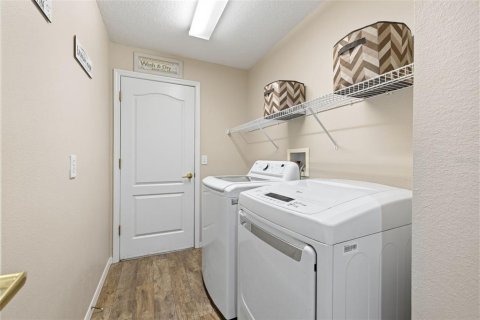 House in Land O' Lakes, Florida 2 bedrooms, 124.58 sq.m. № 2210071 - photo 19
