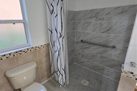 Casa en venta en Kissimmee, Florida, 3 dormitorios, 112.6 m2 № 1825373 - foto 17