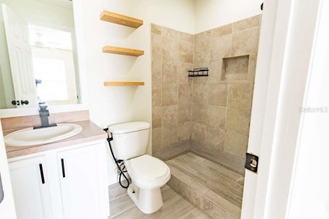 Townhouse in Kissimmee, Florida 2 bedrooms, 108.05 sq.m. № 2211860 - photo 7