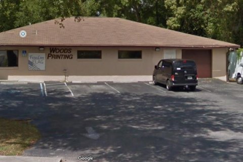 Propiedad comercial en alquiler en Ocala, Florida, 286.79 m2 № 1820564 - foto 1