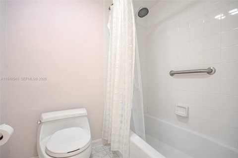 Copropriété à vendre à South Palm Beach, Floride: 2 chambres, 131.64 m2 № 2004496 - photo 20