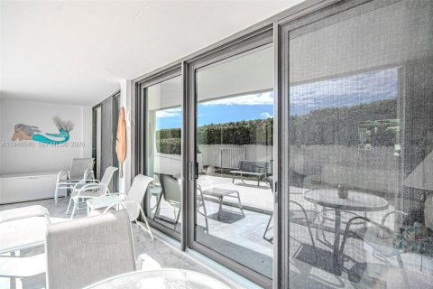 Copropriété à vendre à South Palm Beach, Floride: 2 chambres, 131.64 m2 № 2004496 - photo 26
