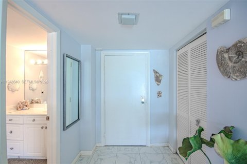 Copropriété à vendre à South Palm Beach, Floride: 2 chambres, 131.64 m2 № 2004496 - photo 25