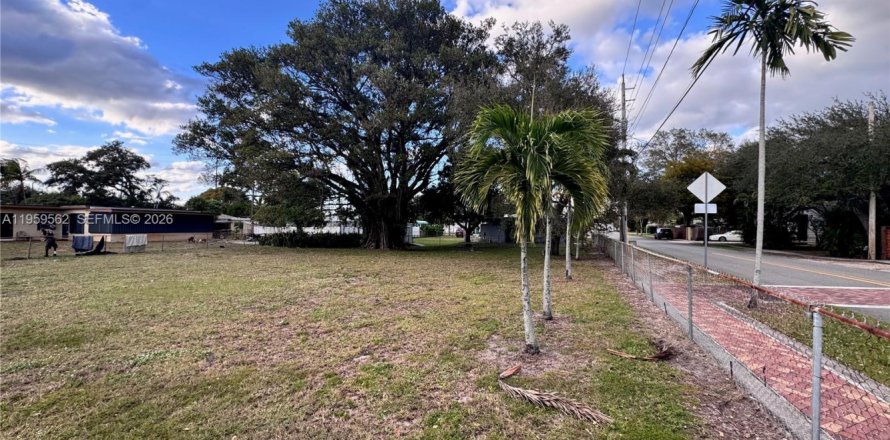 Terrain à Dania Beach, Floride № 2022195