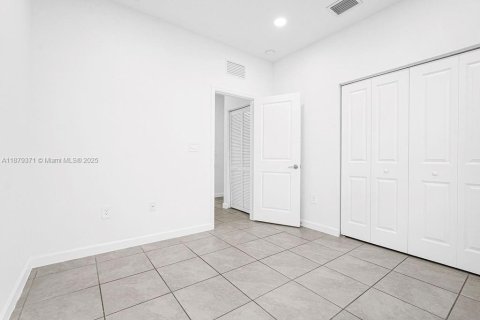 Villa ou maison à vendre à Miami, Floride: 4 chambres, 173.73 m2 № 1931891 - photo 20