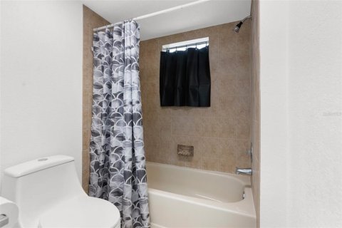 House in Spring Hill, Florida 3 bedrooms, 170.57 sq.m. № 1538970 - photo 9